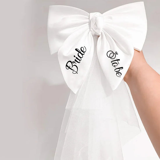 White Bride to Be bow veil for a hen party outfit