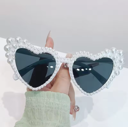 Luxury Pearl Heart Sunglasses