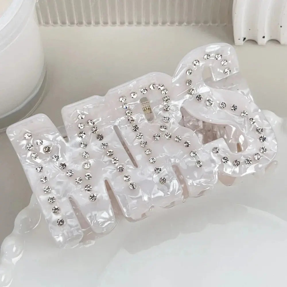 DuoShang Sweet Rhinestone Pearl Letters Hair Claw Large Acrylic Claw Clips Trendy Hair Clips Hair Accessories for Women Girls The Hen Planner